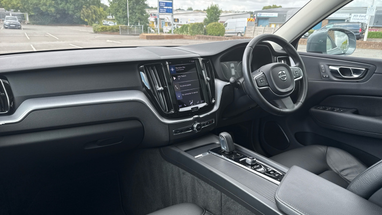 Volvo Xc60 2.0 T6 RC PHEV Inscription Expression 5dr AWD Auto Estate